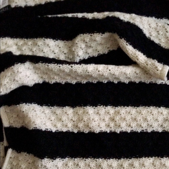 Scarf - Picture 3 of 3